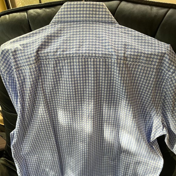 Bugatchi Uomo Italian Designed Dress/Casual Shirt- SIZE LARGE - Picture 5 of 6